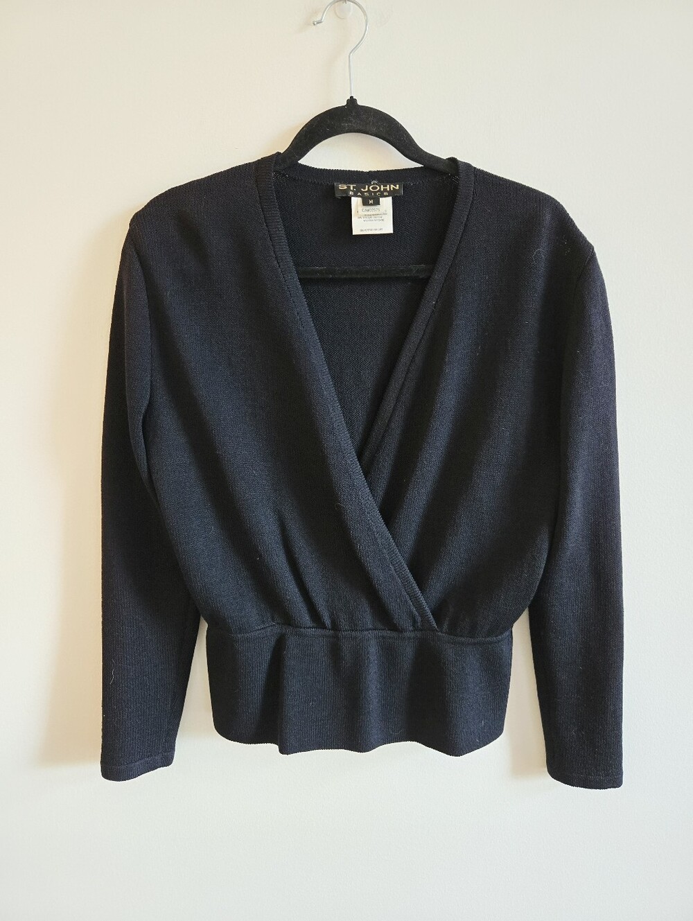 ST. JOHN I VTG M Wrap Knit Sweater I black